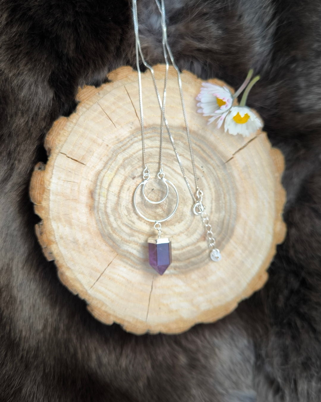 Silberkette mit Amethyst Spitze · Mond